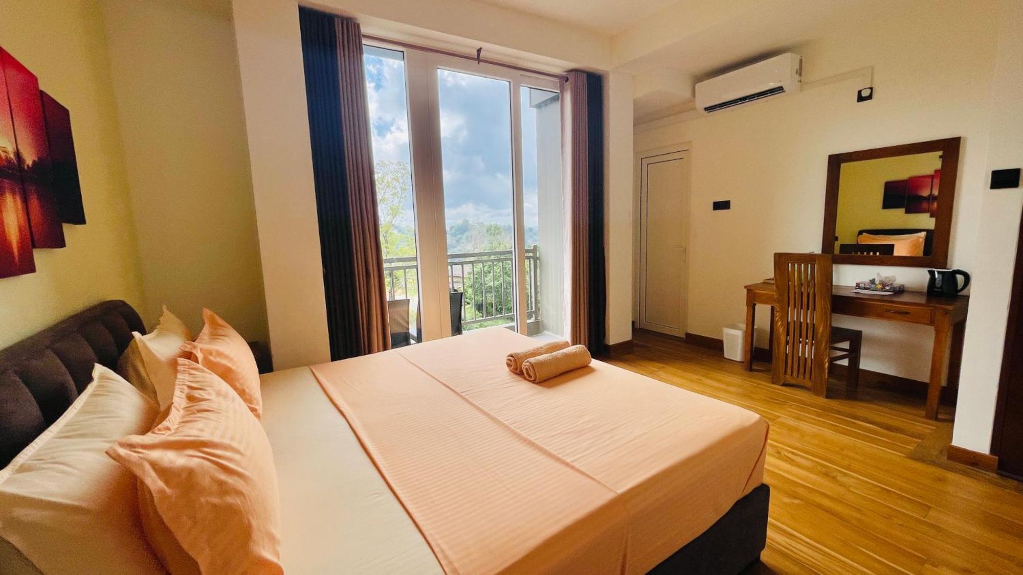Sun Dove Suite Kandy Kültér fotó